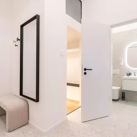 Dob 70 - Boutique Apartments, Location By Bqa 公寓