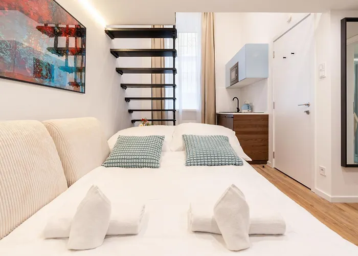 Dob 70 - Boutique Apartments, Location By Bqa