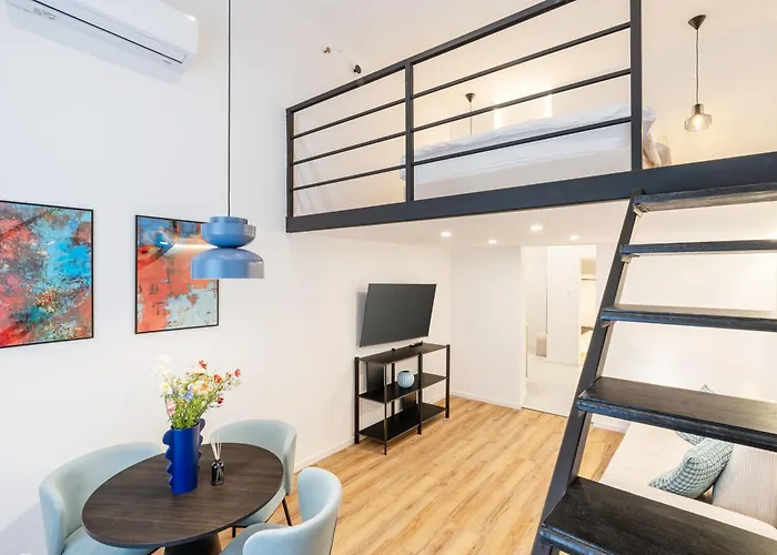 Dob 70 - Boutique Apartments, Location By Bqa *