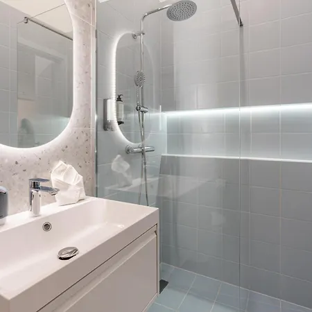 Dob 70 - Boutique Apartments, Location By Bqa Apartamento